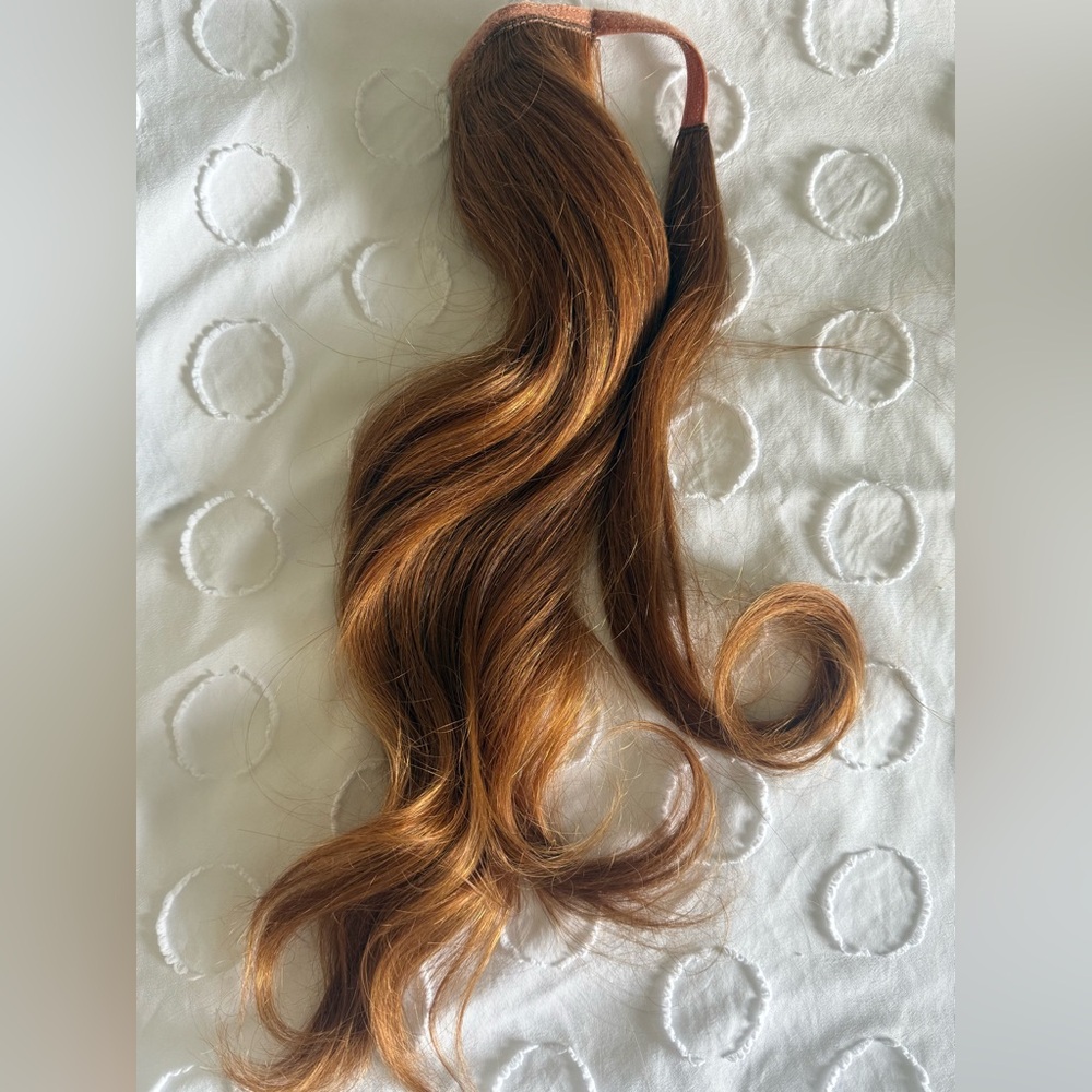 Luxy Clip-In Ponytail Extension